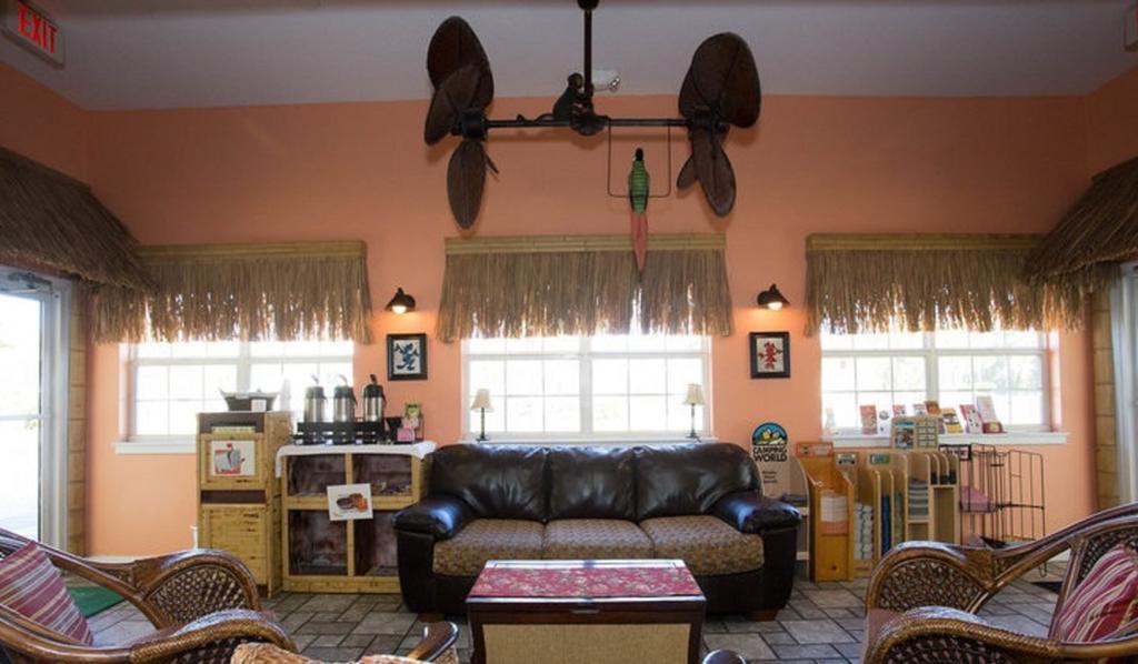 Tropical Palms Premium Two-Bedroom Loft Cottage 77 奥兰多 外观 照片